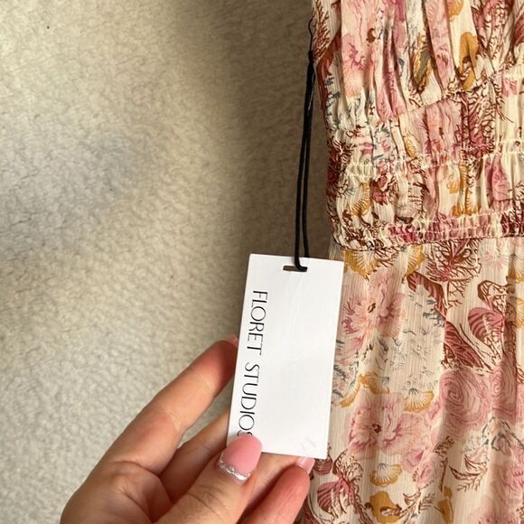 Floret Stuidios Dress Womens XS Smocked Waist Corset Detail Tiered Taupe Mauv - Picture 5 of 9